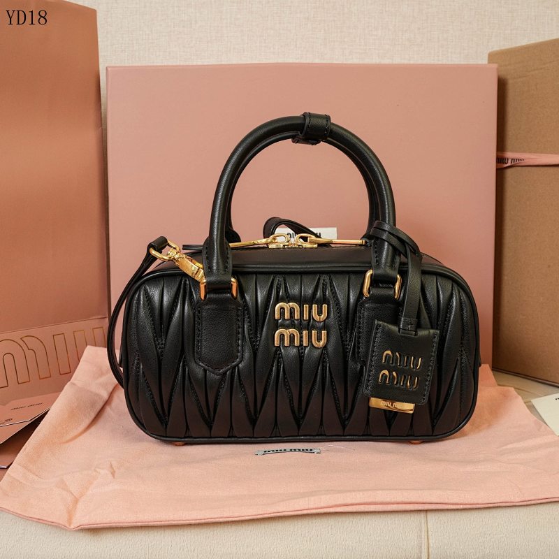 MiuuMiuu YD18083 5BB142 Matelasse Bowling Bag