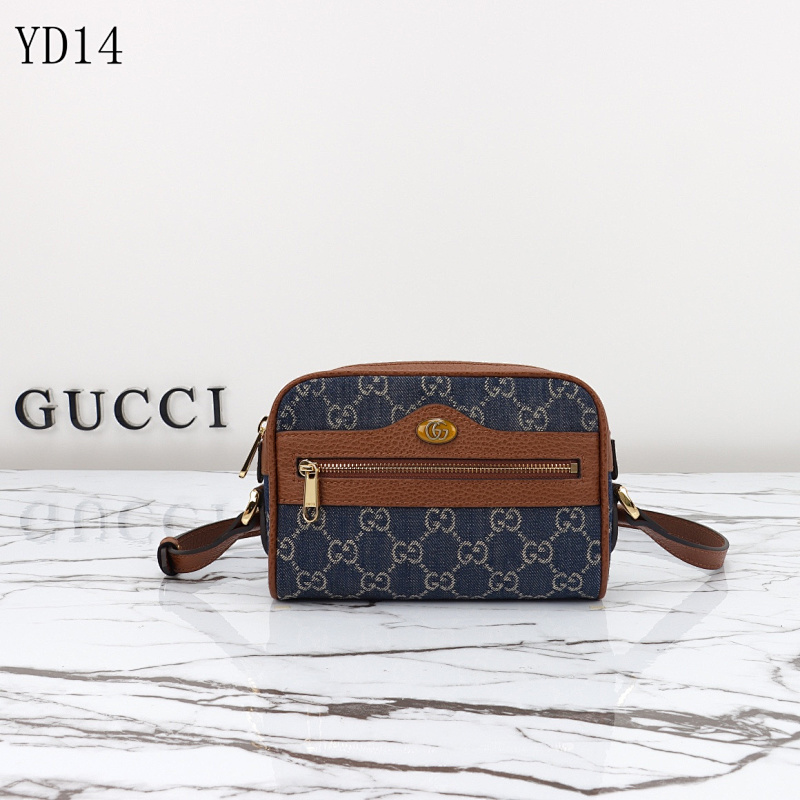 Gucc1 YD14035 GG Supreme Canvas Crossbody Bag