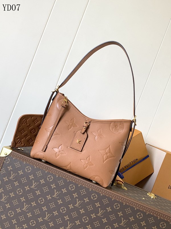 cover-186442051 LVutton YD07 Monogram Empreinte Shoulder Bag