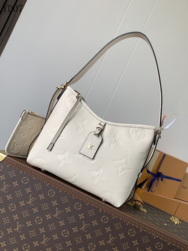 LVutton YD07 White Tote Bag