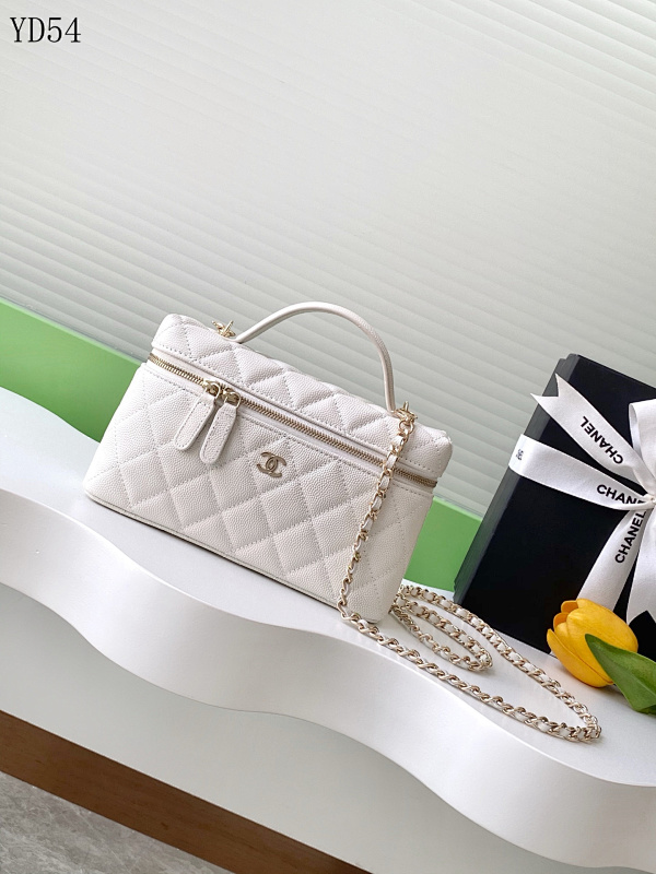 CHANELL YD54075 Quilted Leather Shoulder Bag