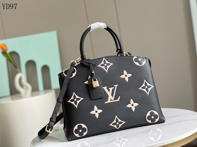 LVutton YD97 Monogram Canvas Handbag