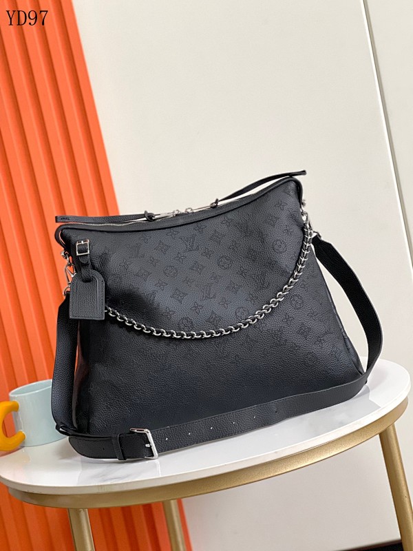 LVutton Mahina Hand It All Medium Shoulder Bag
