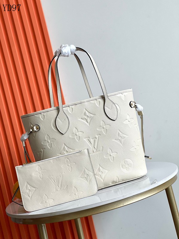cover-191367389 LVutton M45685 Neverfull Medium Tote Bag