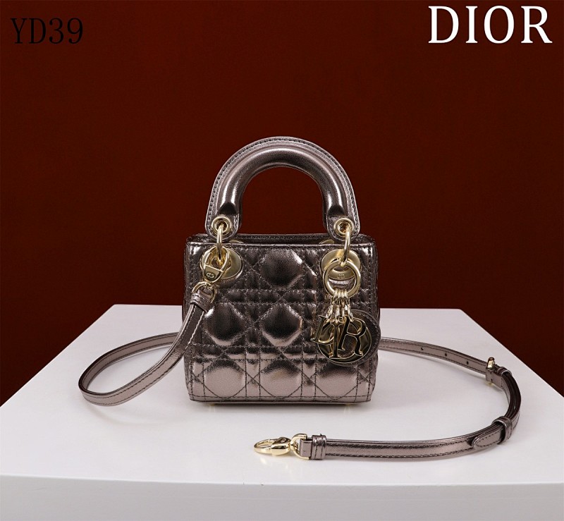 Diiior YD39050 M0856 Mini Metallic Croc-Embossed Handbag