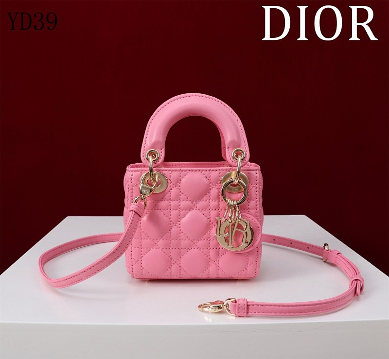 cover-191480566 Diiior YD39 Christian Diiior Pink Quilted Leather Bag