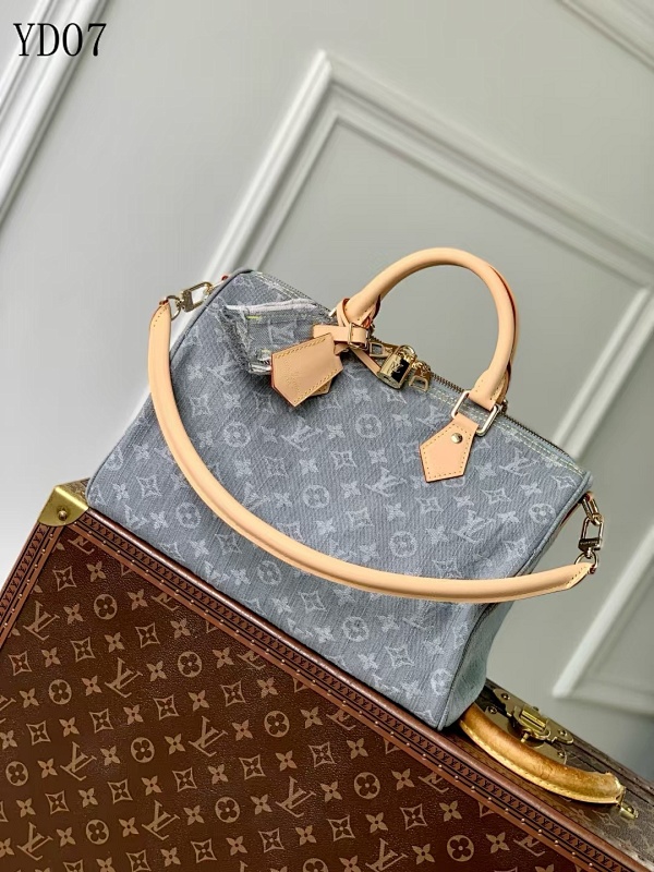 cover-194966393 LVutton YD07 Speedy Soft 30 Monogram Denim Handbag