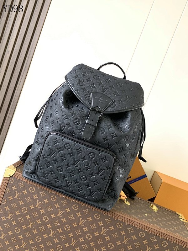 LVutton M23127 Montsouris Backpack Monogram Eclipse Canvas