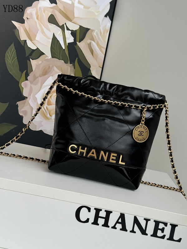 cover-201007438 CHANELL YD88066 Mini 22 Bag Quilted Patent Leather Clutch