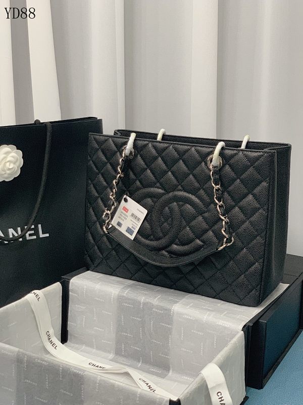 CHANELL YD88065 A50995 Black Quilted Leather Tote Bag