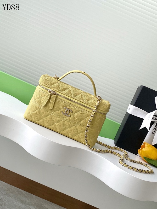 CHANELL YD88068 Quilted Leather Shoulder Bag