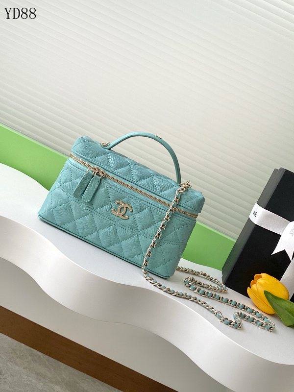 CHANELL YD88068 Quilted Wallet on Chain
