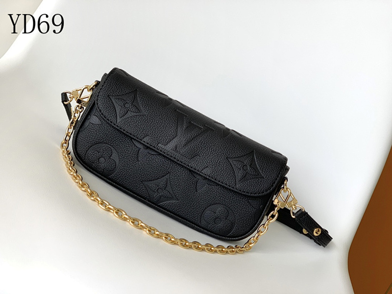 LVutton YD69 Monogram Empreinte Chain Shoulder Bag