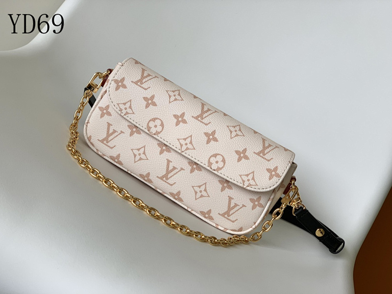 LVutton M83091 Wallet On Chain Ivy
