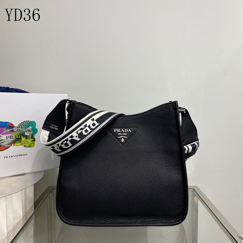 Pr4da YD36080 Quilted Leather Tote Bag