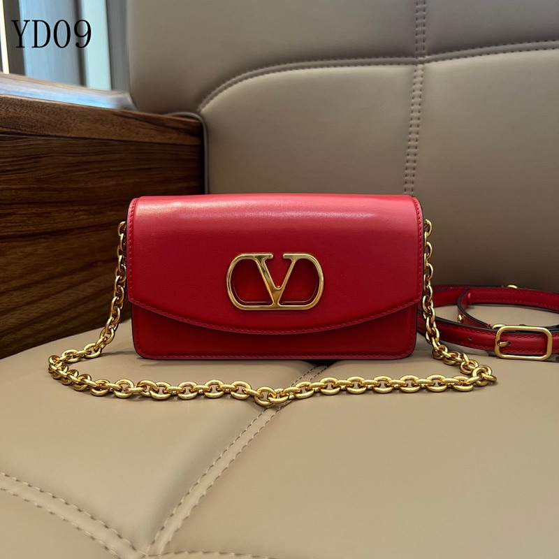 Valentiino YD09 VLogo Clutch Bag