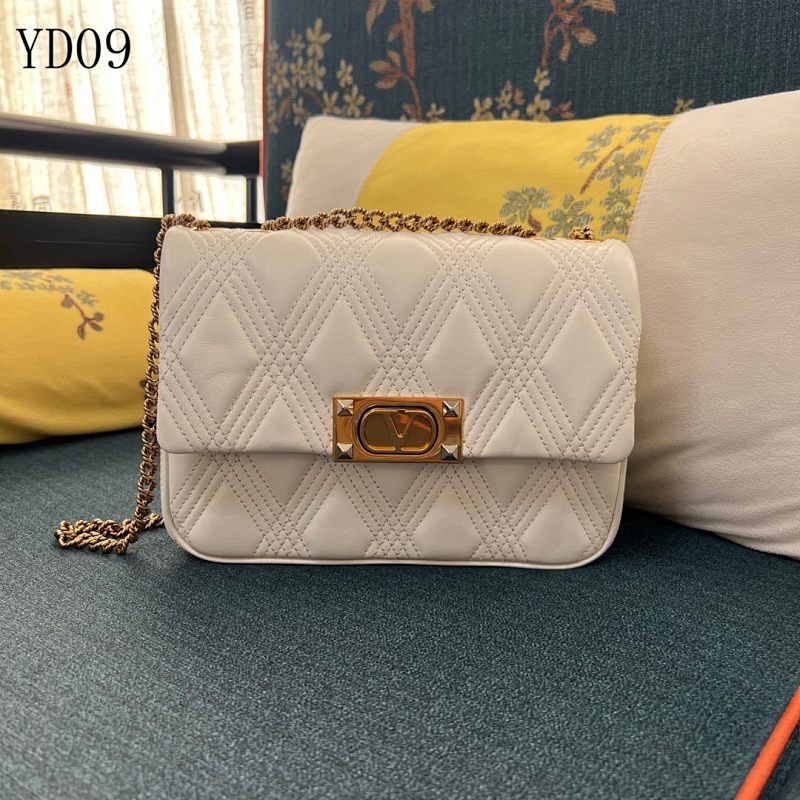 Valentiino YD09080 Garavani Quilted Large Shoulder Bag