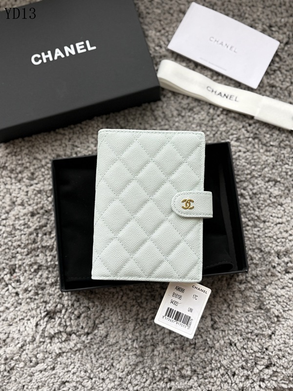 Chan3l YD13026 Quilted Caviar Leather Wallet