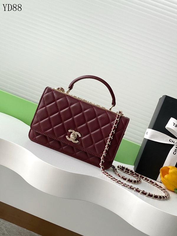 CHANELL YD88078 Quilted Leather Flap Bag