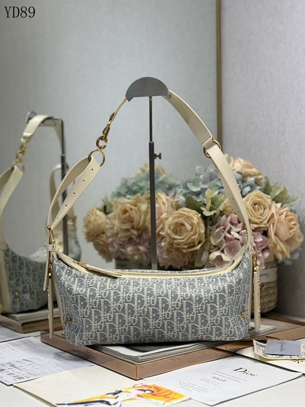 Diiior YD89070 Model 2416 Tote Bag