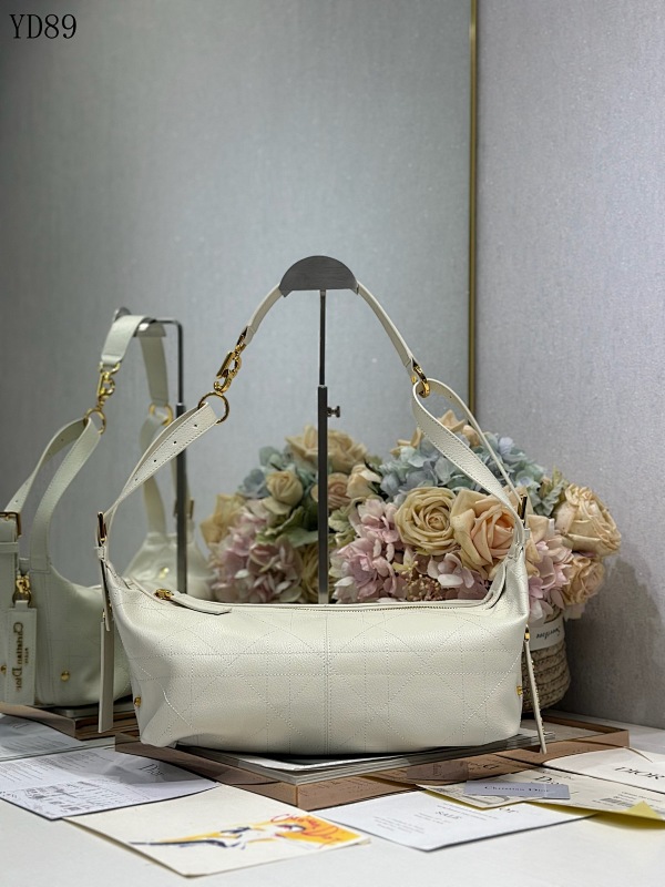 Christian Diiior YD89082 Tote Bag