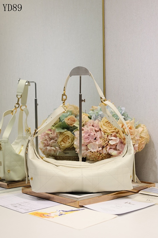 Diiior YD89082 Quilted Tote Bag