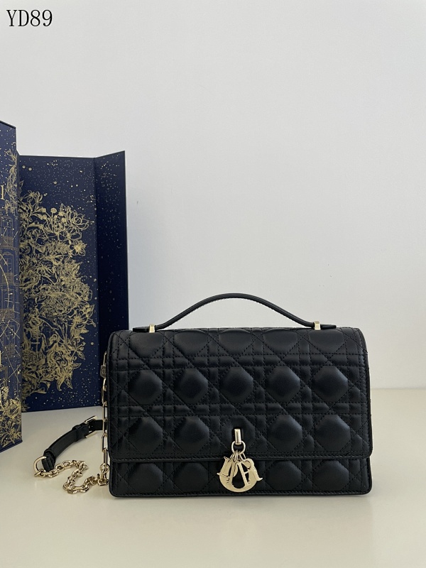 Diiior YD89071 Quilted Leather Shoulder Bag