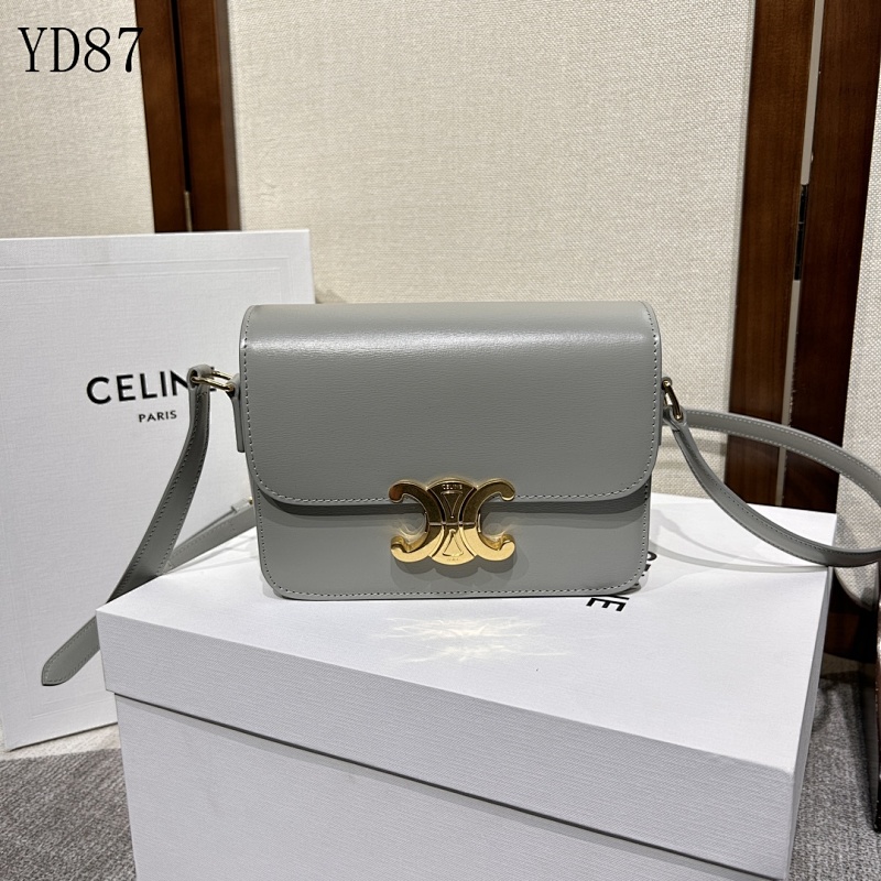 C3linee YD87 Triomphe Flap Bag