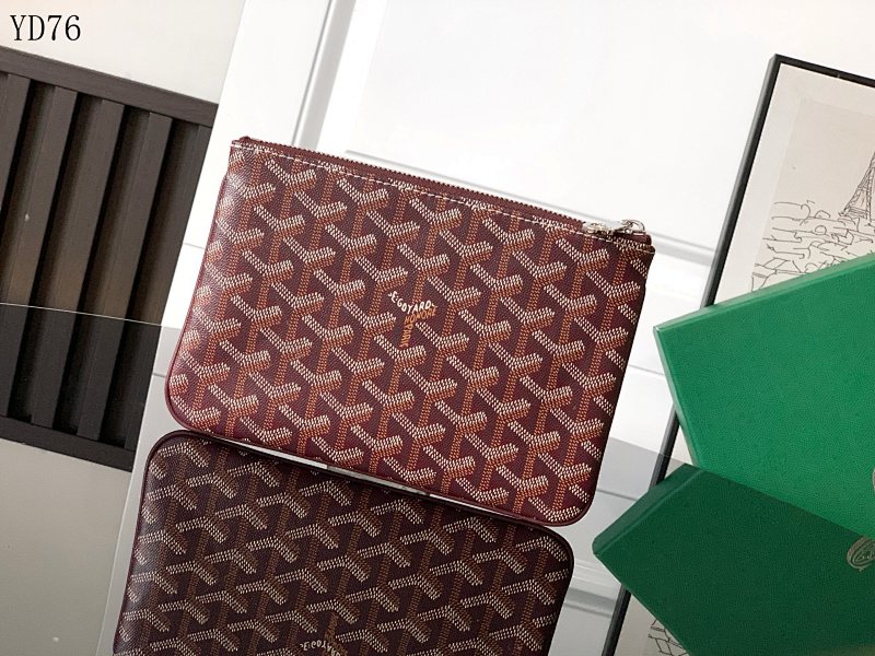 Goyarrd YD76024 Classic Monogram Pouch