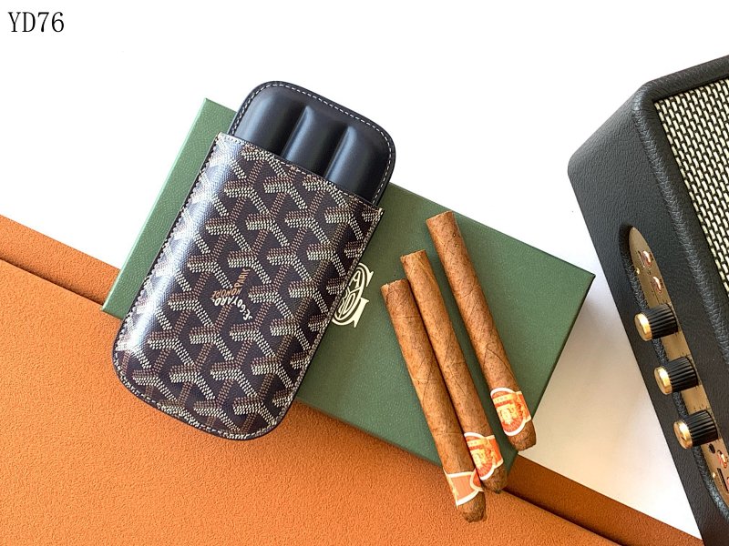 Goyarrd YD76053 Cigar Case with Monogram Pattern