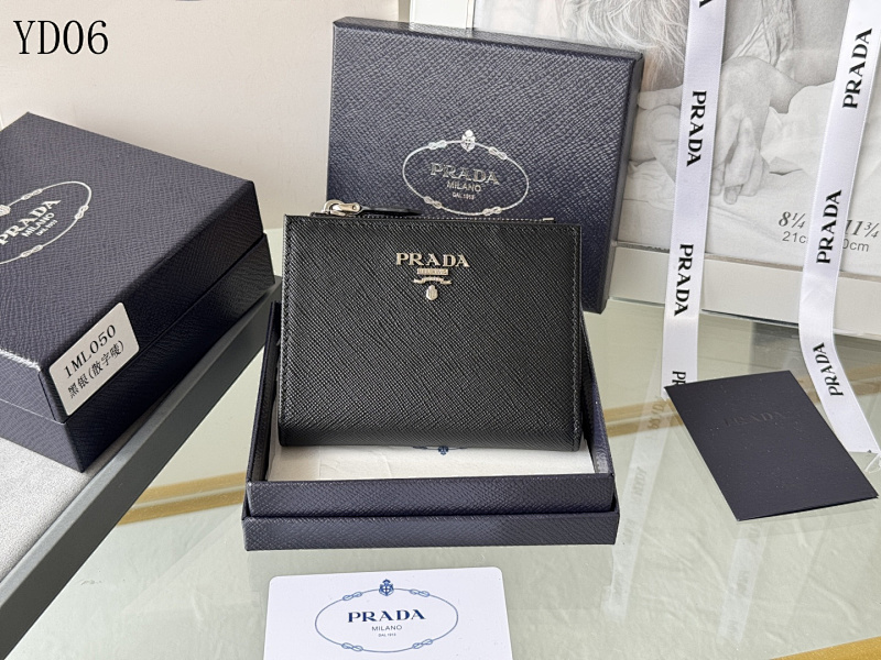 Pr4da 1ML050 Luxury Saffiano Leather Wallet