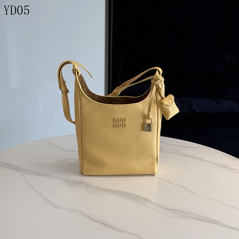 cover-219934368 MIUMIU YD05 Togo Hobo Bag