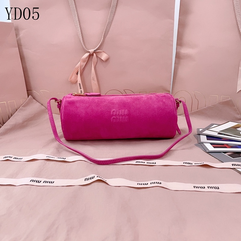cover-219935559 MiuuMiuu YD05049 Velvet Cylinder Bag