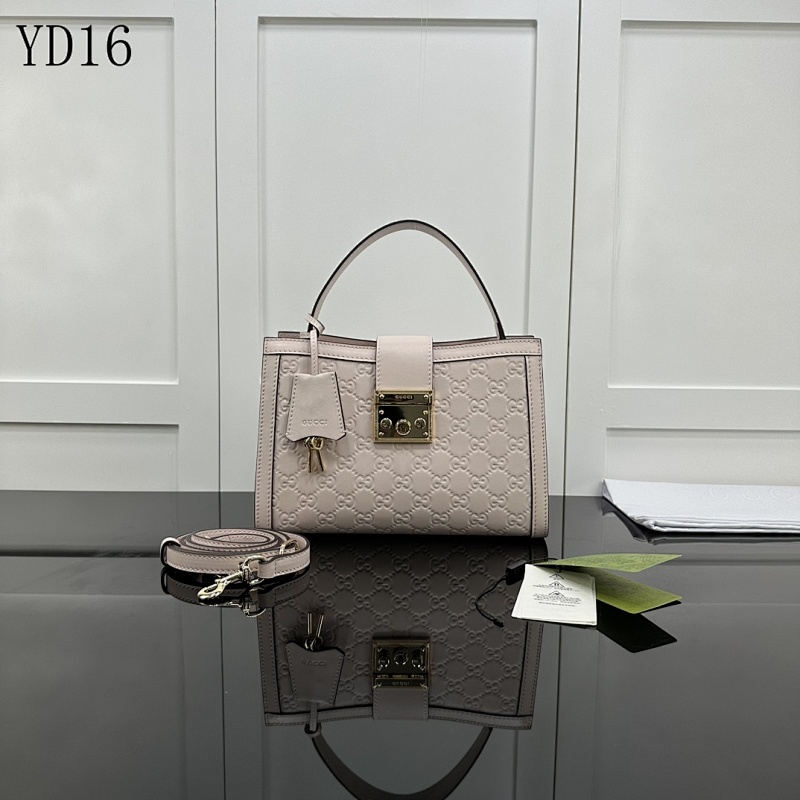 Gucc1 YD16066 Top Handle Bag with GG Supreme Pattern