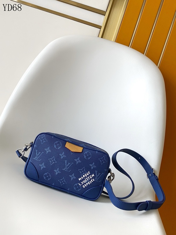 LVutton M26826 Deep Blue Monogram Crossbody Bag
