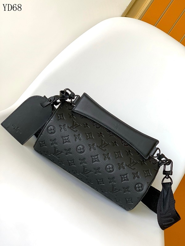 cover-221021023 LVutton M46796 Soft Polochon Small Handbag