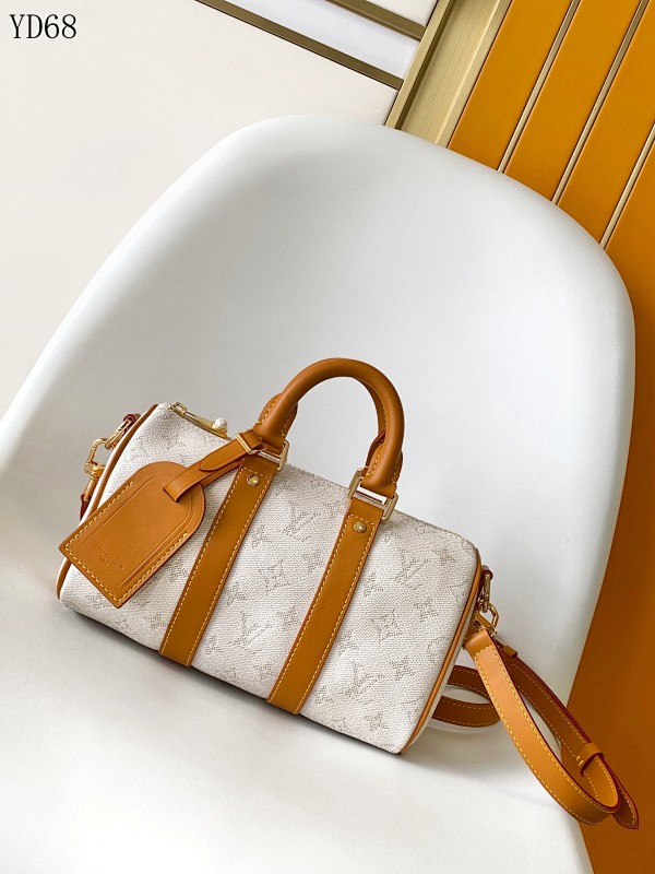 LVutton YD68 Monogram Canvas Pillow Bag