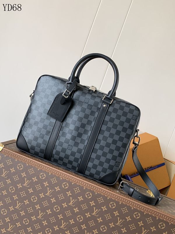 LVutton M40445 Voyage Small Briefcase Damier Graphite