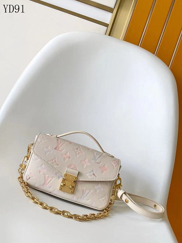 LVutton YD91 Pochette Métis East West Bag