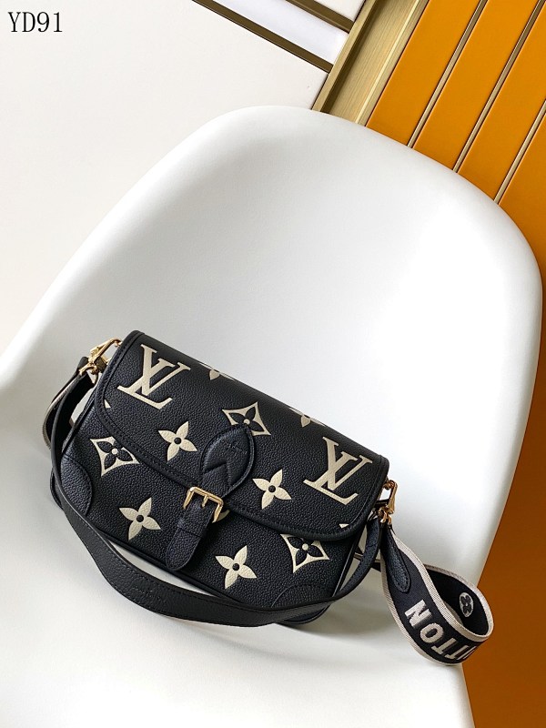 LVutton YD91 Monogram Crossbody Bag