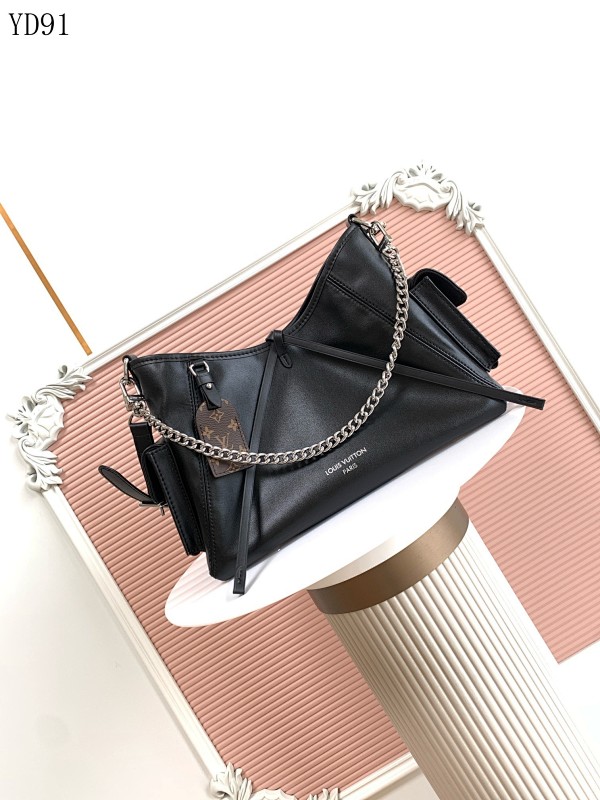 LVutton CarryAll Cargo Small Black Leather Shoulder Bag