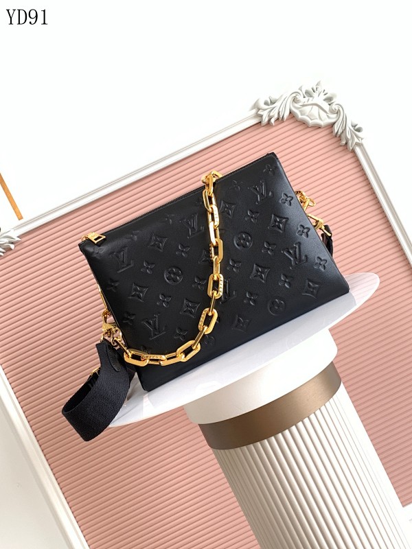 LVutton YD91070 M21260 Monogram Shearling Shoulder Bag