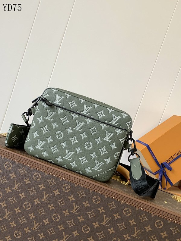 LVutton YD75062 M12490 Monogram Canvas Crossbody Bag