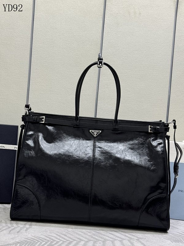 Pr4da YD920120 Luxe Tote Bag