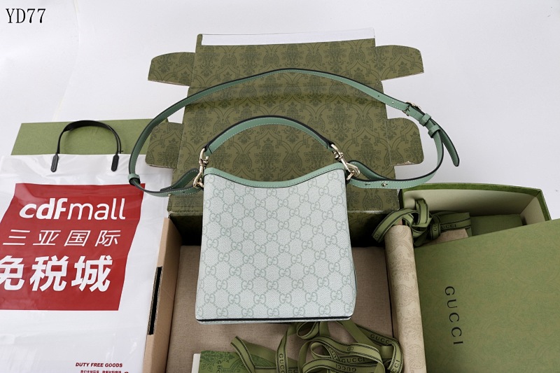 Gucc1 YD77046 GG Supreme Crossbody Bag