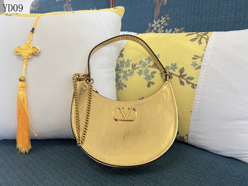 cover-221415331 Valentiino YD09055 VLogo Gold Leather Hobo Bag