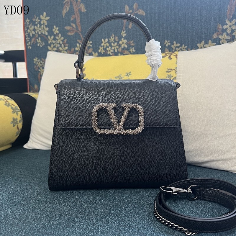 Valentiino YD09071 Rockstud Lock Bag