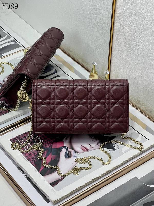 Diiior YD89058 Quilted Leather Wallet on Chain