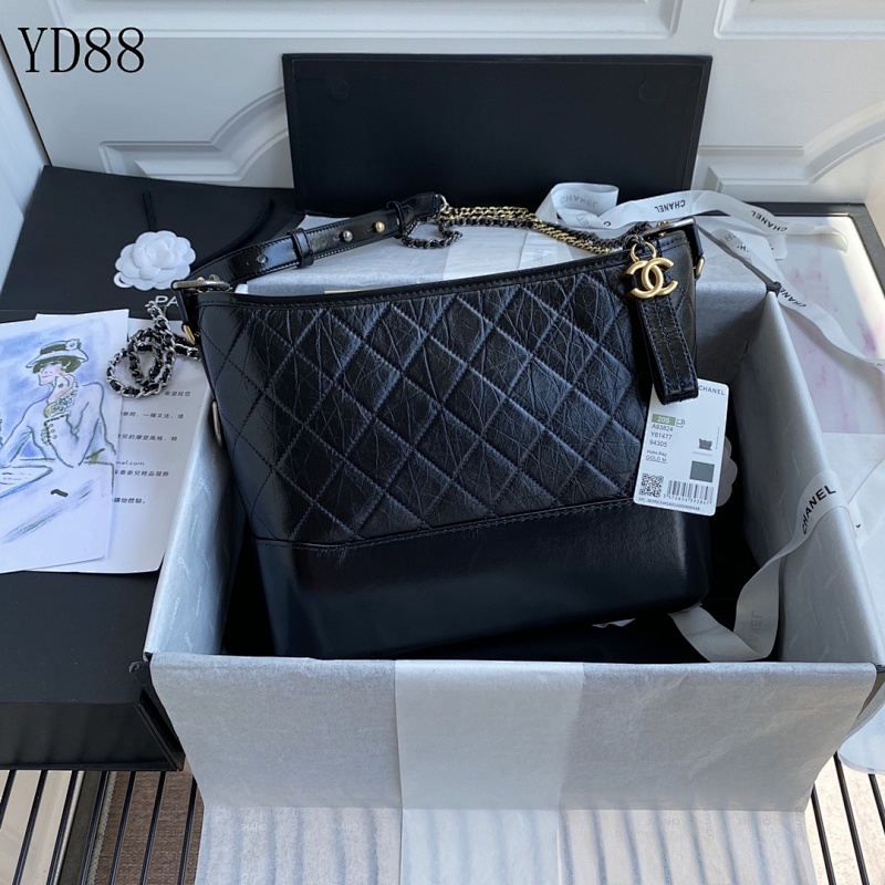 CHANELL YD88080 Quilted Leather Shoulder Bag