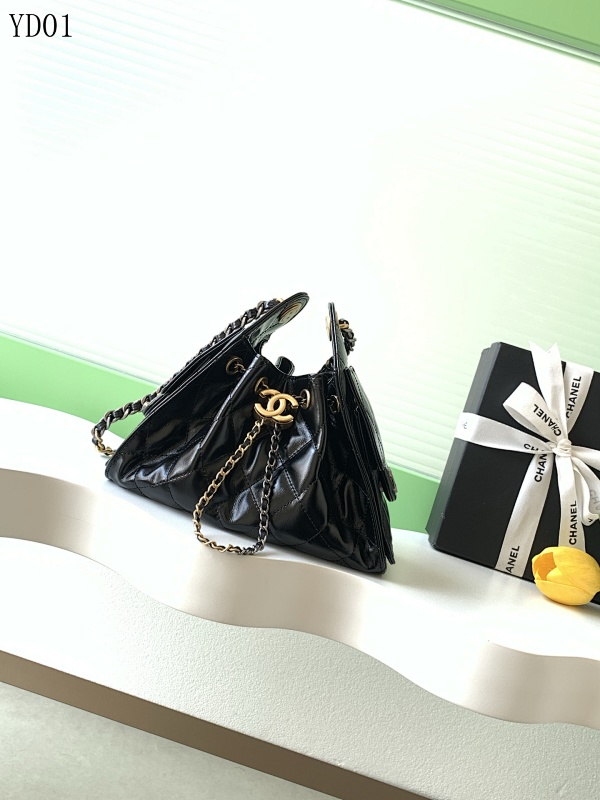 cover-222920131 CHANELL YD01 Mini Quilted Chain Shoulder Bag
